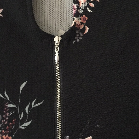 Dress - Picture 6 of 6